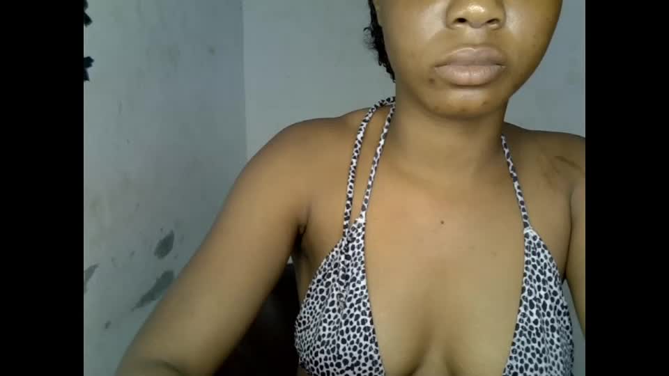 sexyxpeach Webcam Chat August 18, 2026