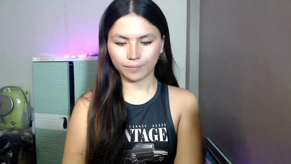 hot_precious_nikki Webcam Chat August 18, 2026