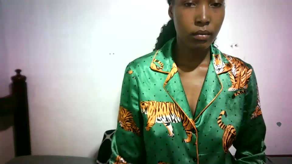 sweetebony_50 Webcam Chat August 18, 2026