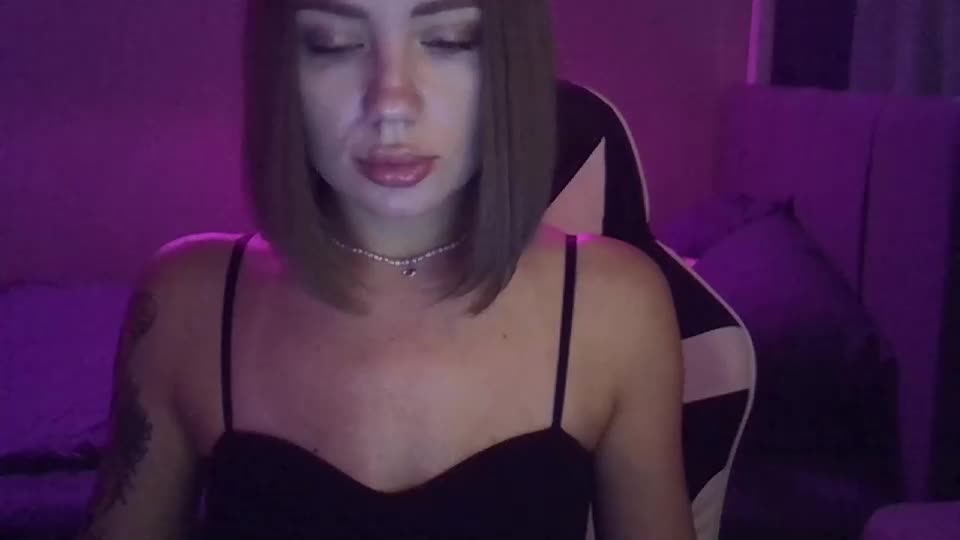 velour_myst Webcam Chat August 18, 2026