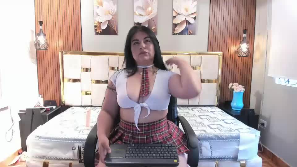 _angelcute16 Webcam Chat August 18, 2026