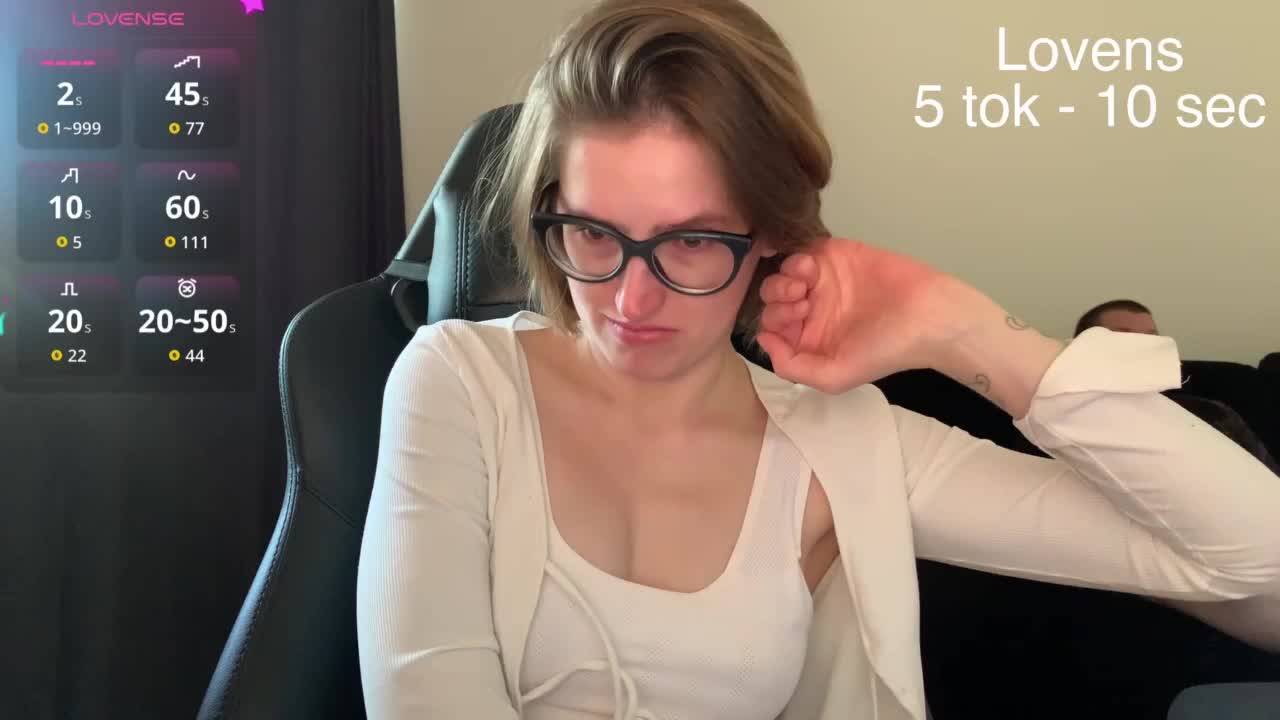Sexy-Sweets Webcam Chat August 18, 2026
