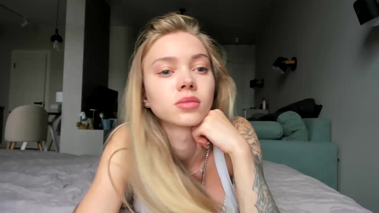 zeffirrka Webcam Chat August 18, 2026