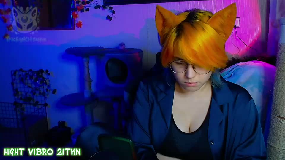 trickykitsune Webcam Chat August 18, 2026