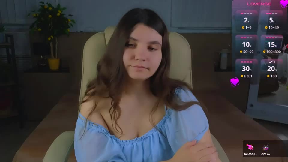 viola__shy Webcam Chat August 18, 2026