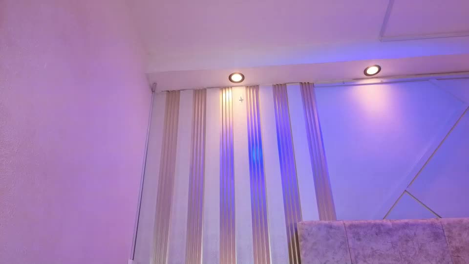 zoe_moon__ Webcam Chat August 19, 2026