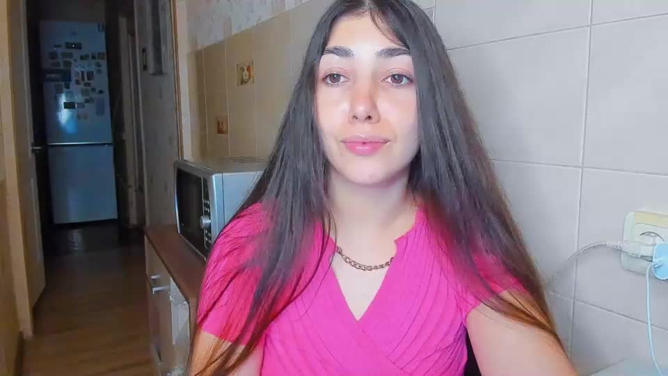 adrianakuiper Webcam Chat August 19, 2026