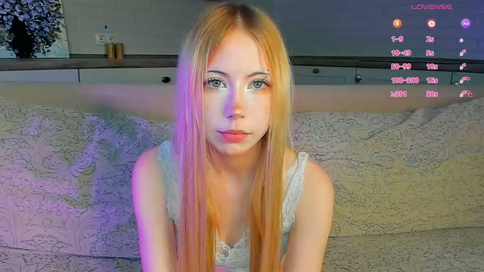uwu_flower Webcam Chat August 19, 2026