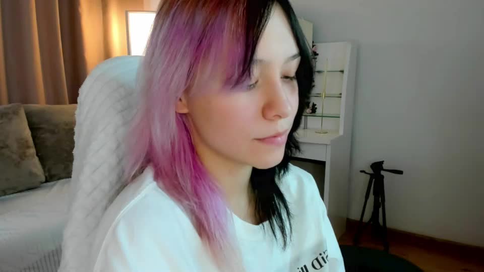 emilytrase Webcam Chat August 19, 2026