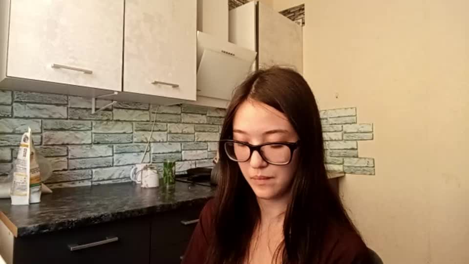 elouisevallian Webcam Chat August 19, 2026