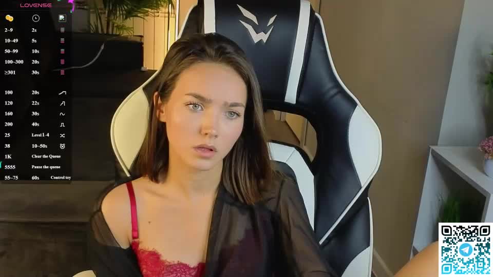 leslie_scottt Webcam Chat August 19, 2026