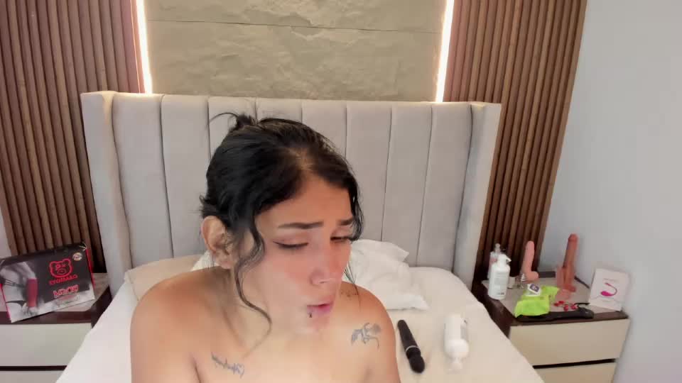 ninamartins Webcam Chat August 19, 2026