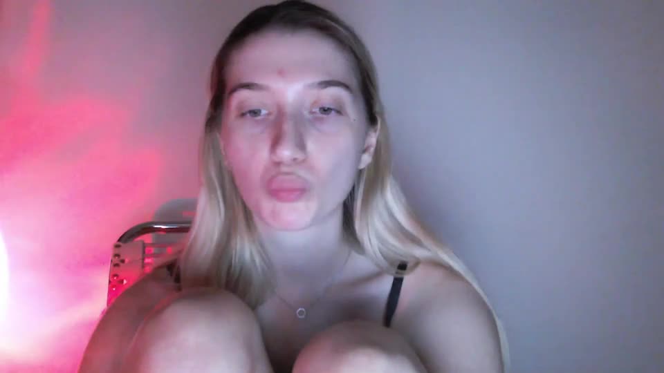 honeyveil Webcam Chat August 19, 2026