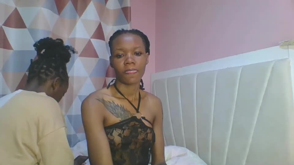 messyluna Webcam Chat August 19, 2026