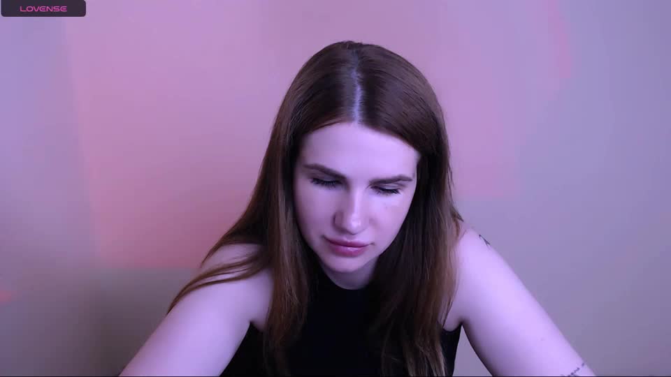 fialin_ Webcam Chat August 19, 2026