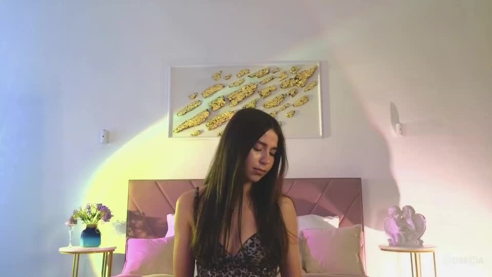 violetta_finch Webcam Chat August 19, 2026