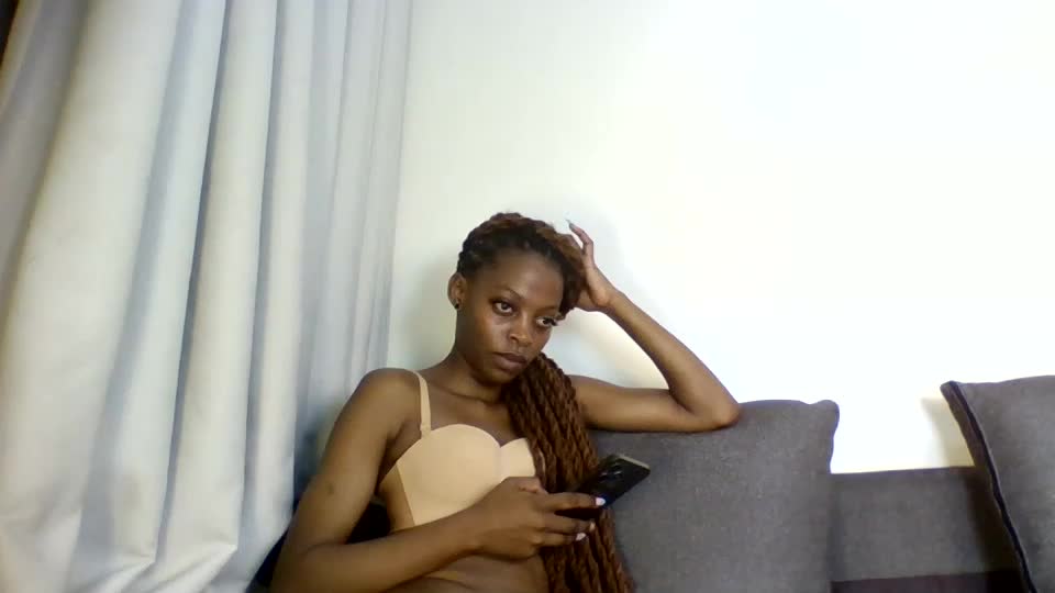 swit_candie Webcam Chat August 19, 2026