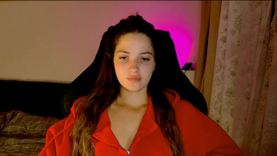 kiravair Webcam Chat August 19, 2026
