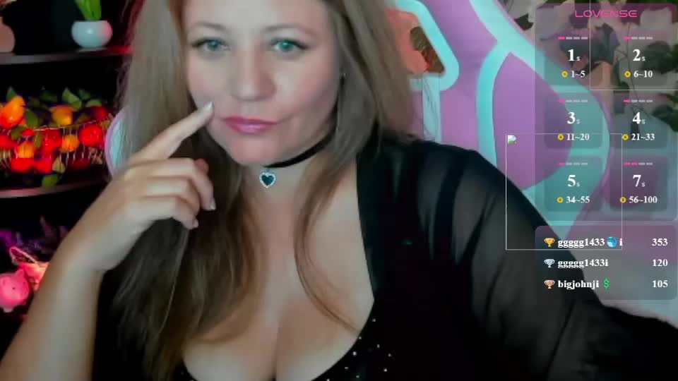 ferall_berrry Webcam Chat August 20, 2026