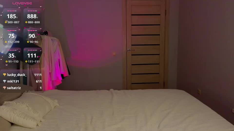 silly___woman Webcam Chat August 20, 2026