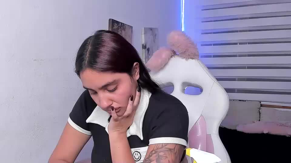 caroline_rodriguez_9 Webcam Chat August 20, 2026