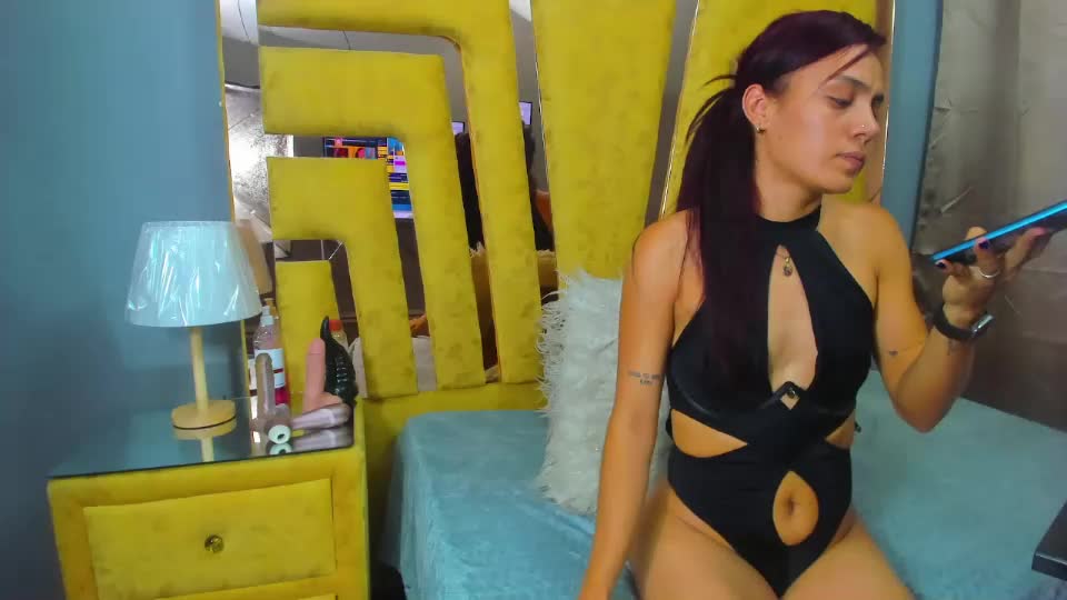 alahiaevanss Webcam Chat August 20, 2026