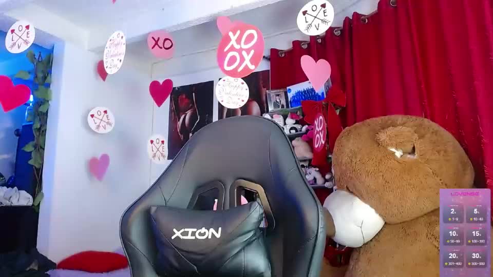 niki_1998 Webcam Chat August 20, 2026