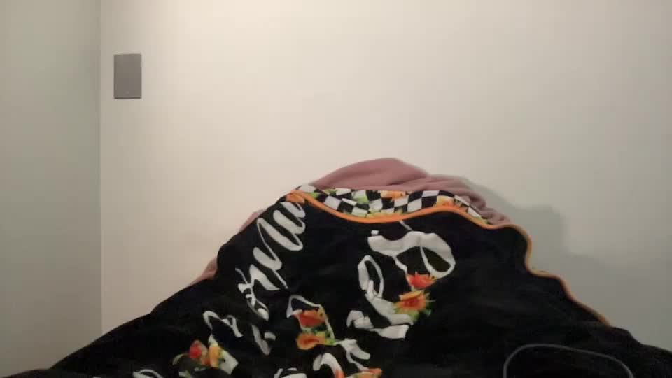 suicunebitch Webcam Chat August 20, 2026