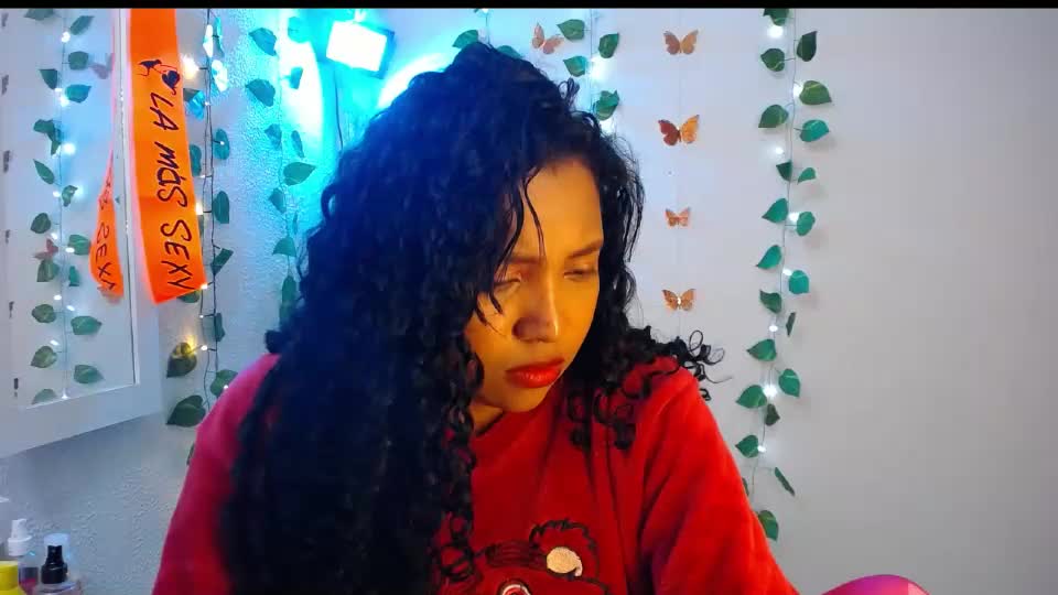 warisgoddes Webcam Chat August 20, 2026
