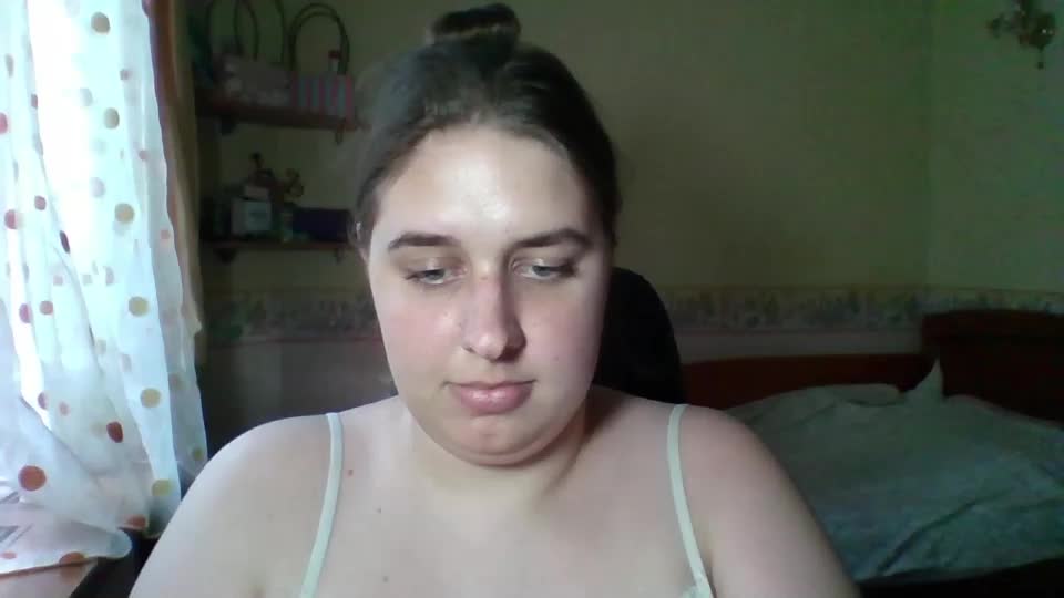 hess_luna_ Webcam Chat August 20, 2026