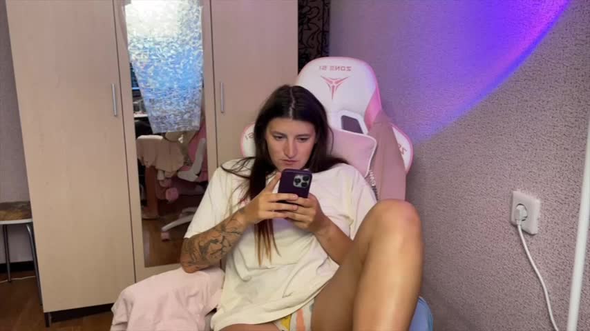 Katrin__kiss Webcam Chat August 20, 2026
