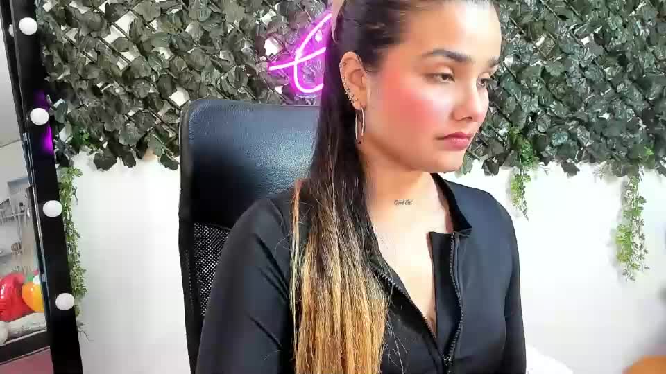 destinyhills_ Webcam Chat August 20, 2026