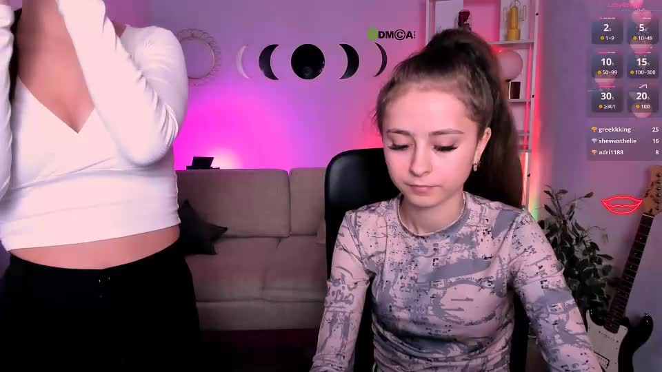 lina_fox12 Webcam Chat August 20, 2026