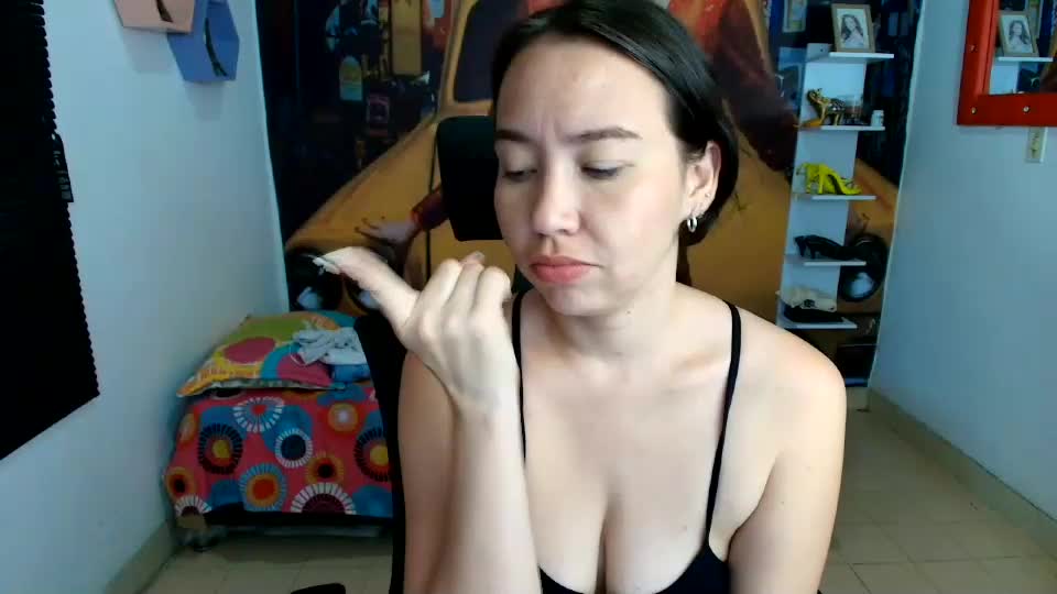 juliet_noir Webcam Chat August 20, 2026