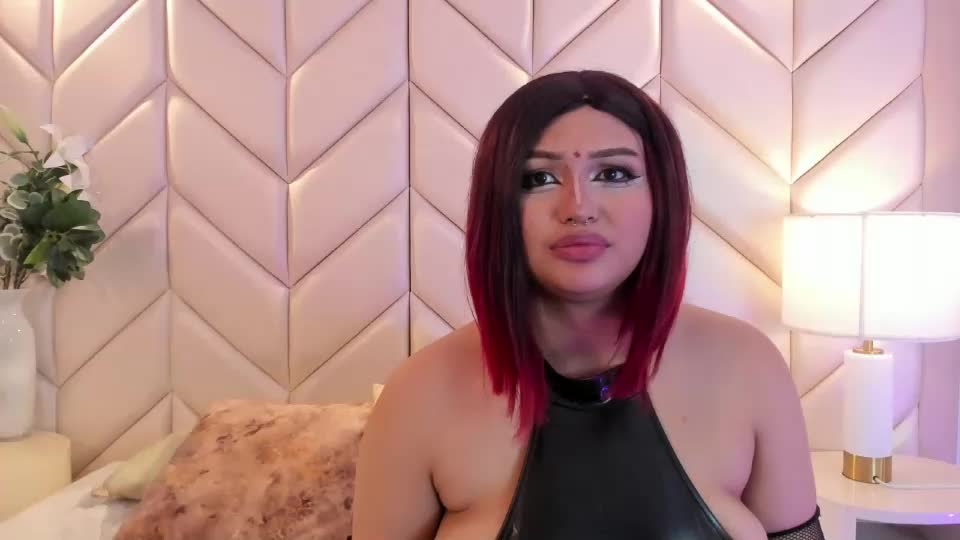 naomiwhitee Webcam Chat August 21, 2026