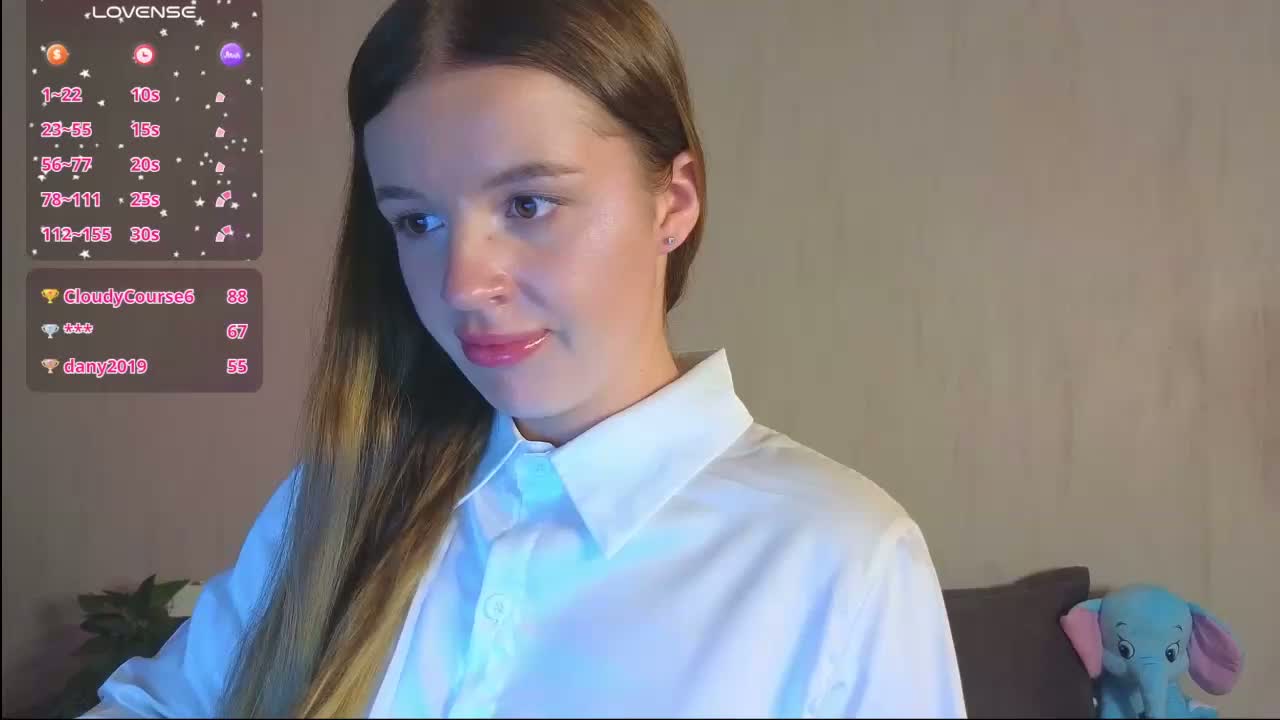 Rosalinelov Webcam Chat August 22, 2026