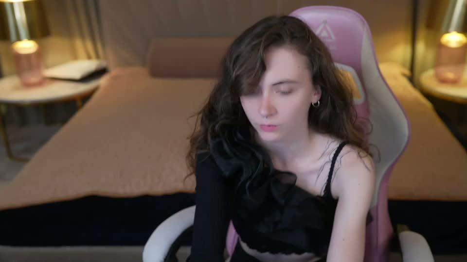 bright_diamonds_054 Webcam Chat August 22, 2026