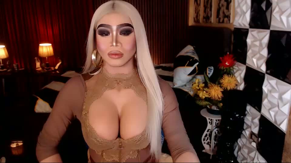 ravenmystiquex Webcam Chat August 22, 2026