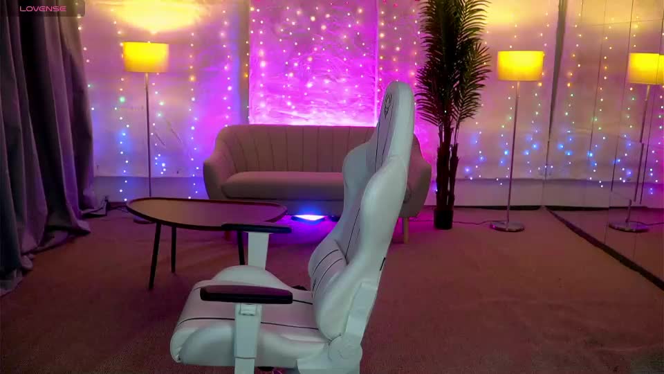 sweetdesiree_ Webcam Chat August 22, 2026