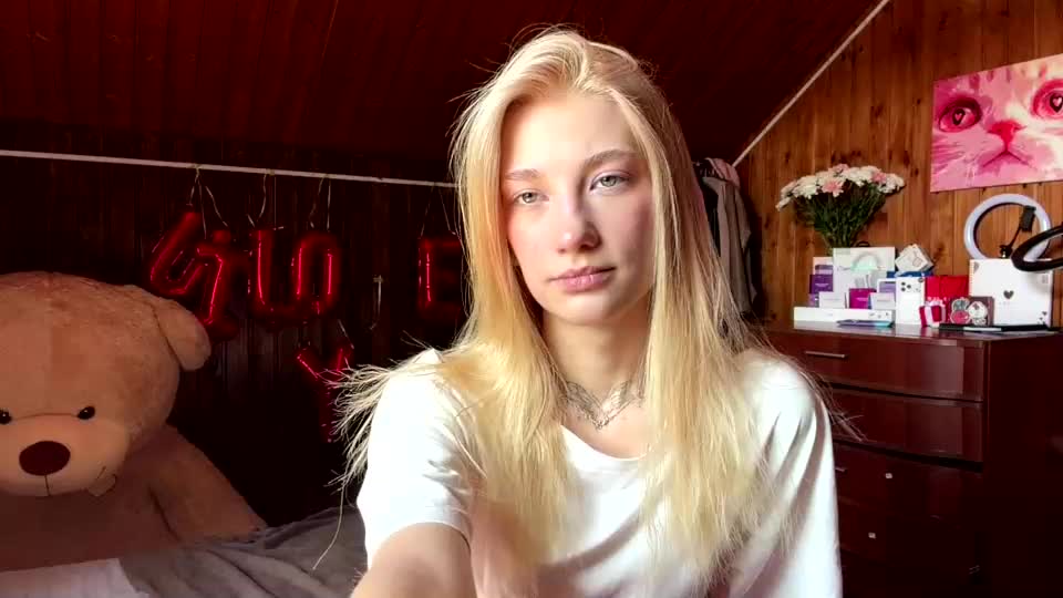 janicesivertsen Webcam Chat August 22, 2026