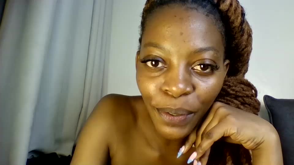 swit_candie Webcam Chat August 22, 2026