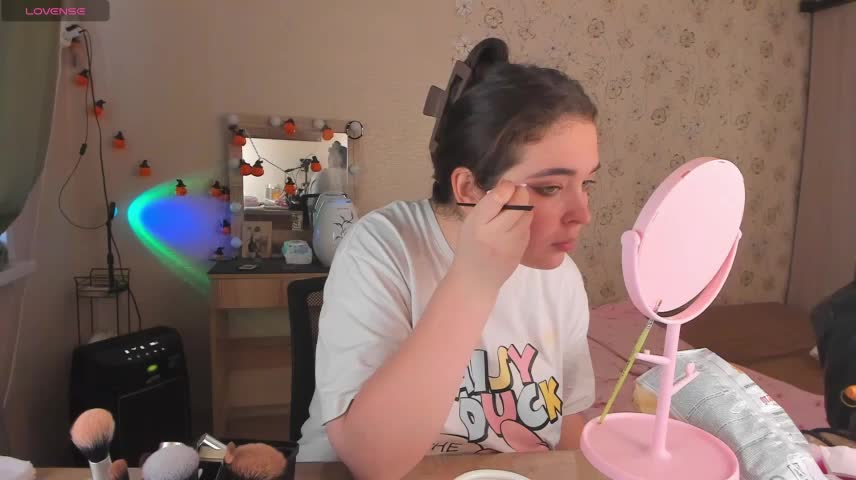 Alice_next_door Webcam Chat August 22, 2026