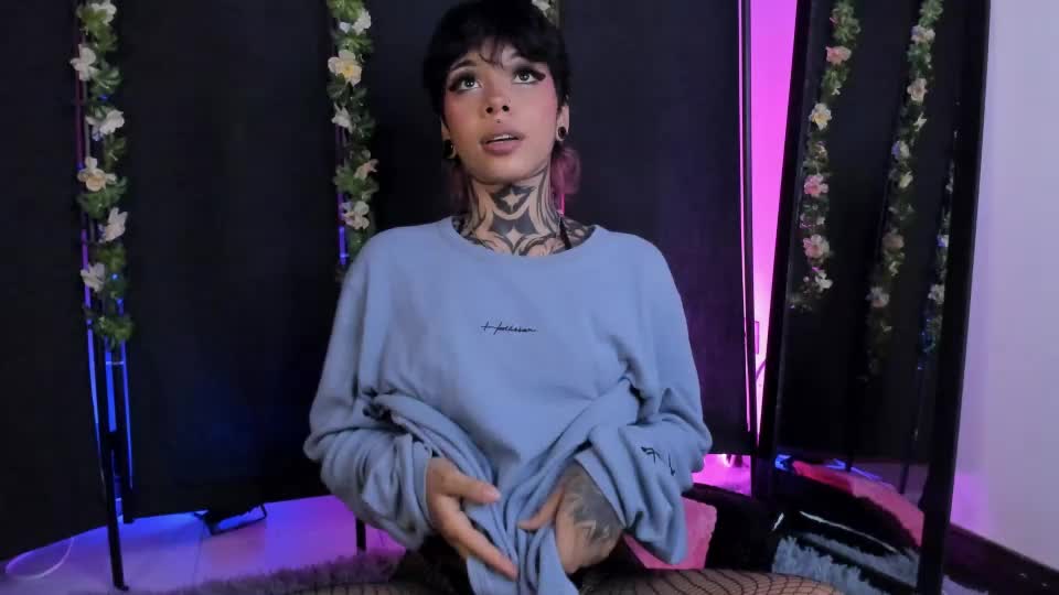 misstomie_ Webcam Chat August 23, 2026