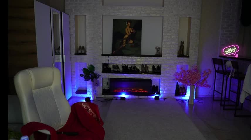 LisaElfy Webcam Chat August 23, 2026