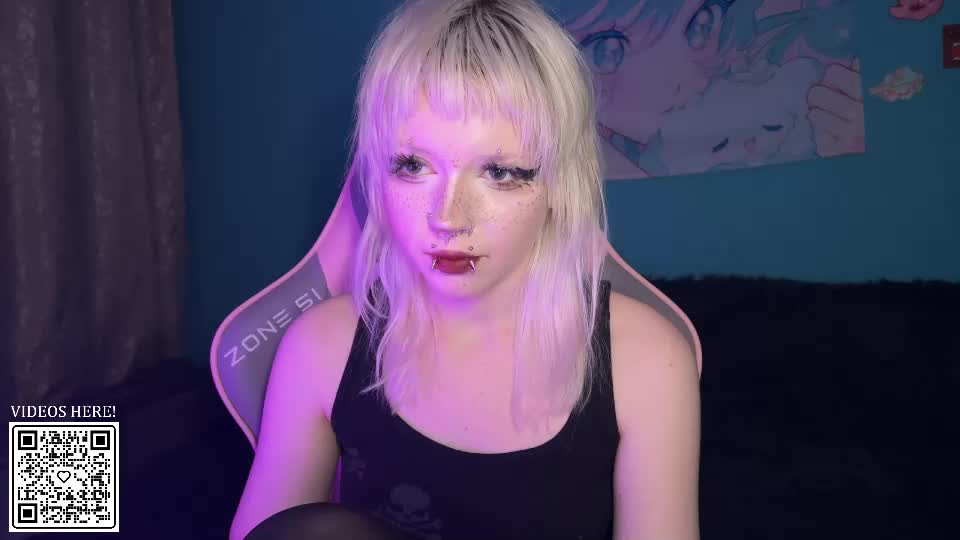 aprilcutie Webcam Chat August 23, 2026