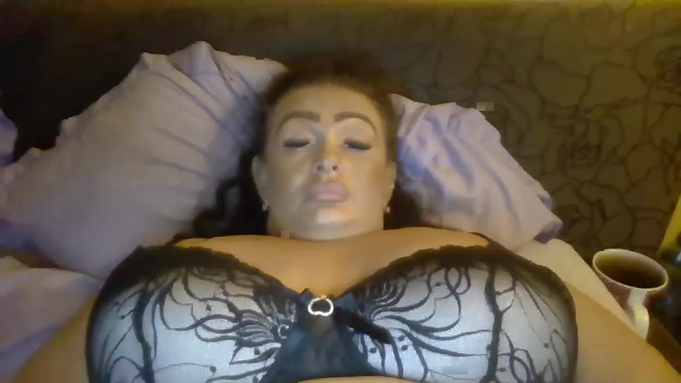 gulianaa Webcam Chat August 23, 2026
