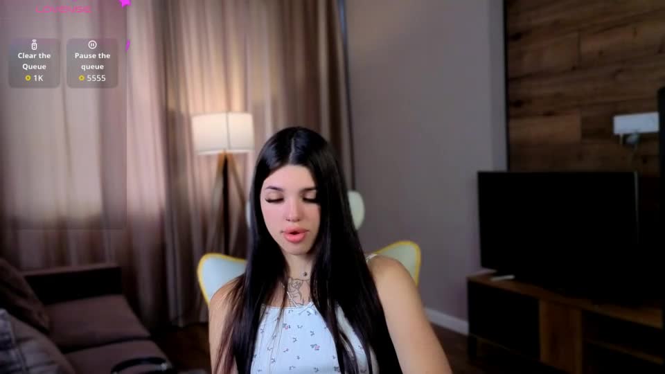 molly_rettyy Webcam Chat August 23, 2026