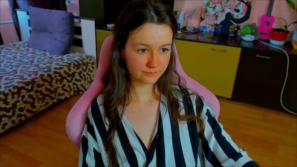 ameli_moon Webcam Chat August 23, 2026