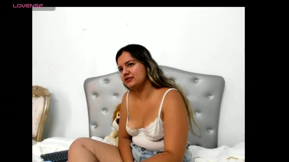 cielo_sky_blue Webcam Chat August 23, 2026