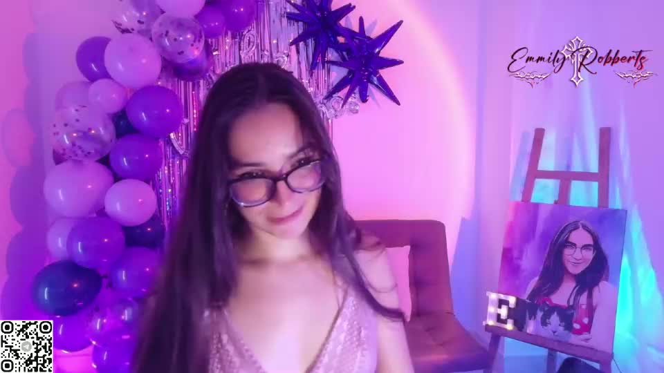 emi_roberts Webcam Chat August 23, 2026